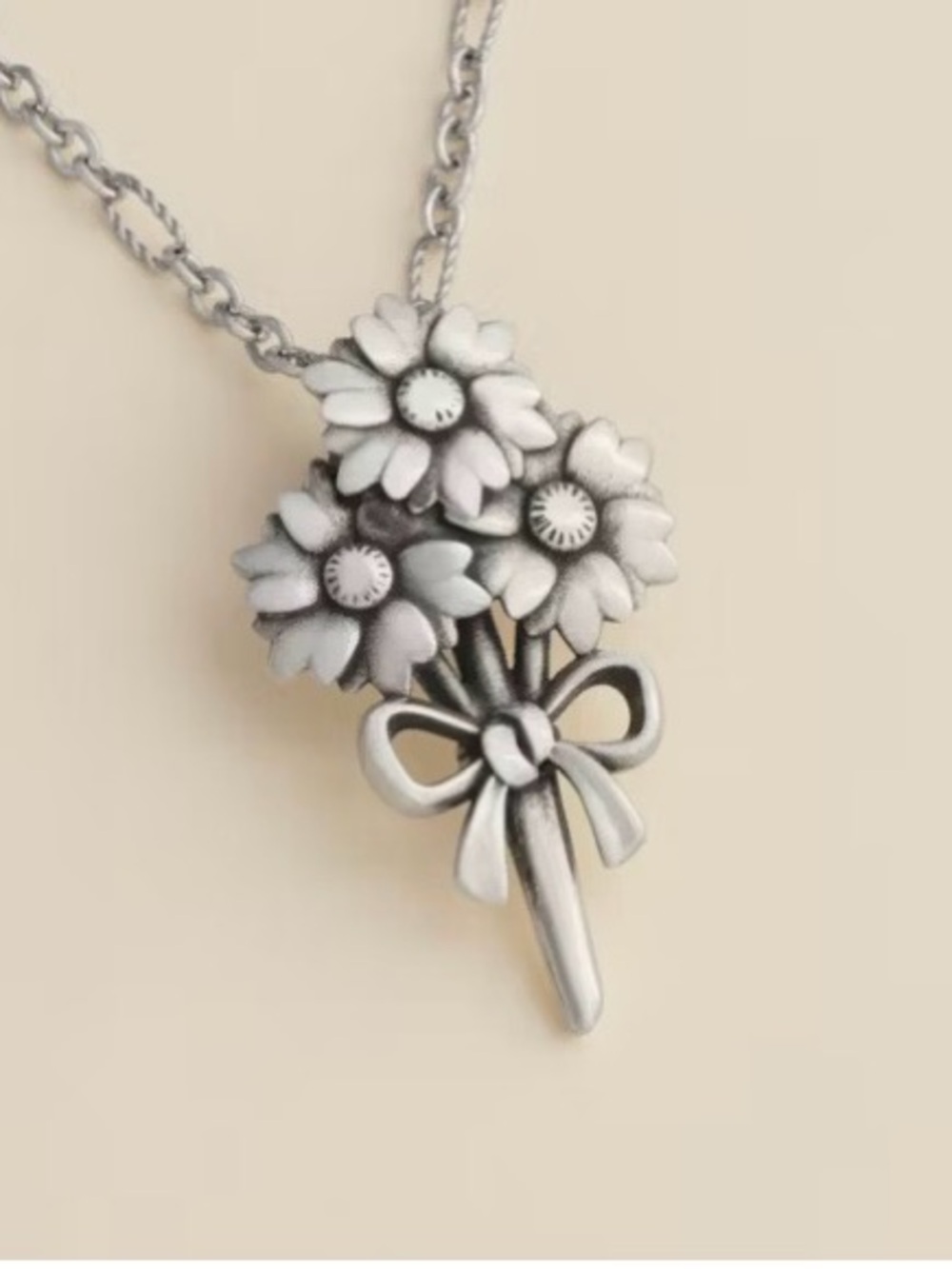 James Avery bouquet with bow pendant 925 sterling silver NIB